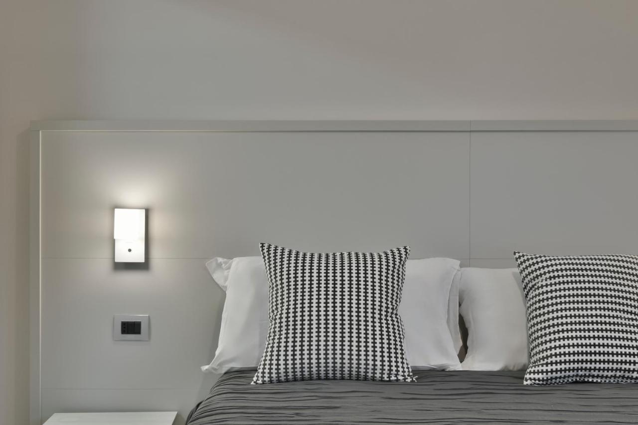 Tolomeo Rooms Laura Buitenkant foto